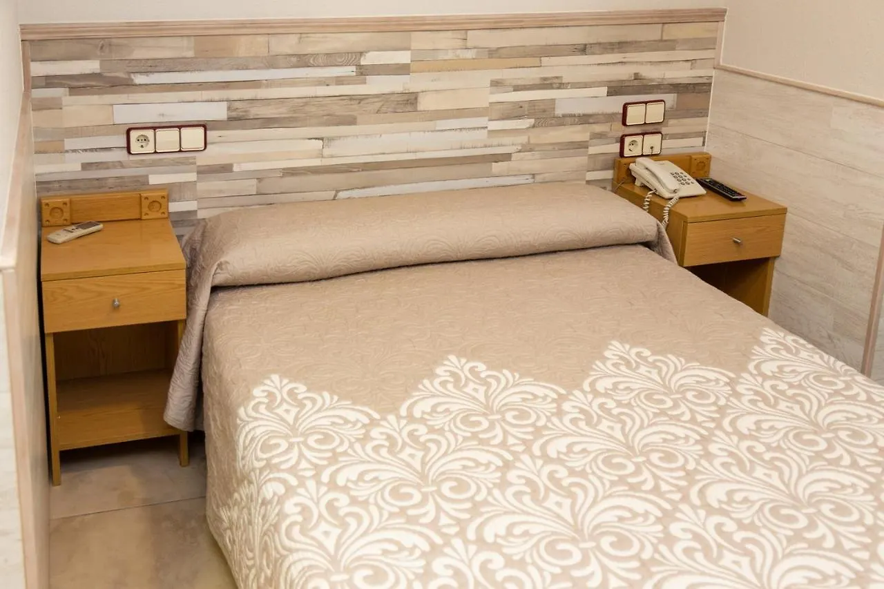 Hostal Viky Madryt 2*,